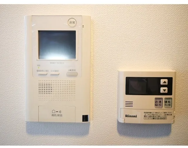 Comforia Kamata - Interior - ["Electronic device", "Technology", "Thermostat"]