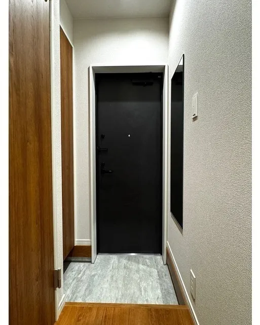 Well Square Hatagaya - Interior - ["Wall", "Wood", "Flooring"]
