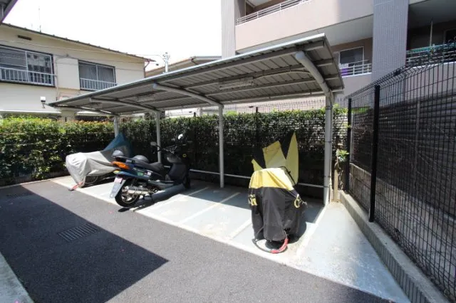 Prime Urban Itabashi Kuyakusho-mae - Exterior - ["Parking", "Parking lot", "Sport utility vehicle"]