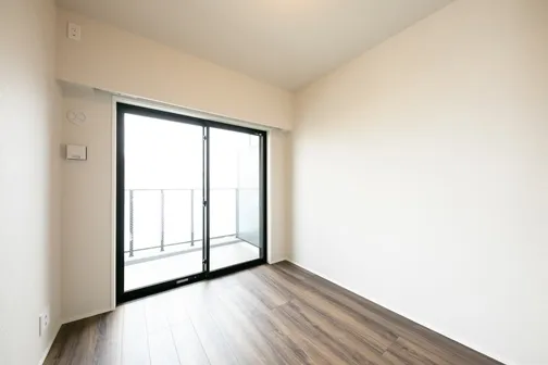 Doue Waseda - Interior - ["Flooring", "Wood flooring", "Floor"]
