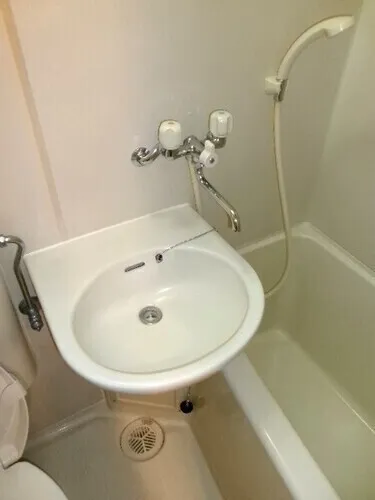 Lions Mansion Tetsugakudo - Interior - ["Plumbing fixture", "Bathroom", "Bathroom Sink"]