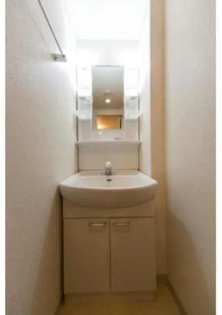 Esperal Ikebukuro - Interior - ["Flooring", "Interior design", "Plumbing fixture"]