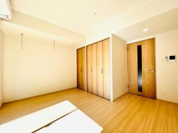 GRANSITE WASEDA - Interior - ["Door", "Fixture", "Wood"]