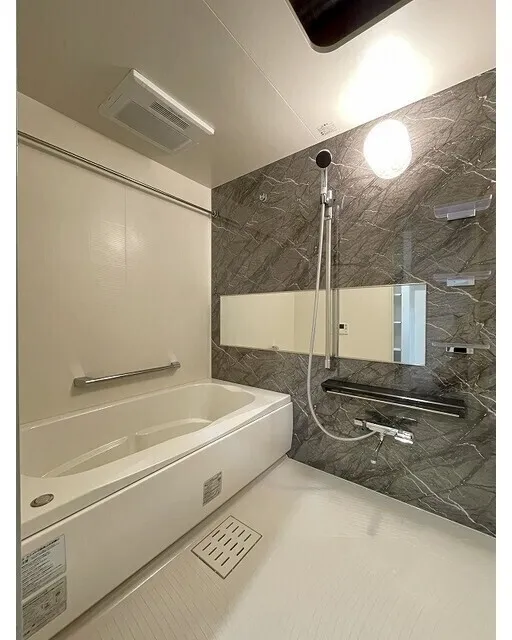 Comfortia Liv Bunkyo Sendagi - Interior - ["Flooring", "Plumbing fixture", "Floor"]