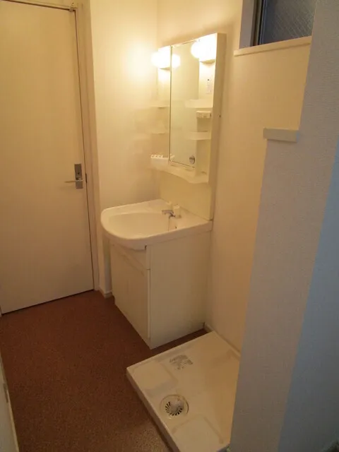 Maison De Beauté - Interior - ["Flooring", "Floor", "Plumbing fixture"]