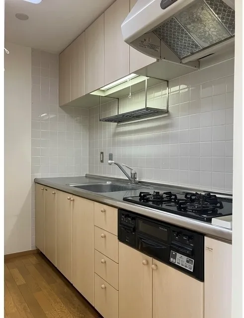 Bunkyo Green Court View Tower Honkomagome - Interior - ["Kitchen", "Kitchen Appliance", "Countertop"]