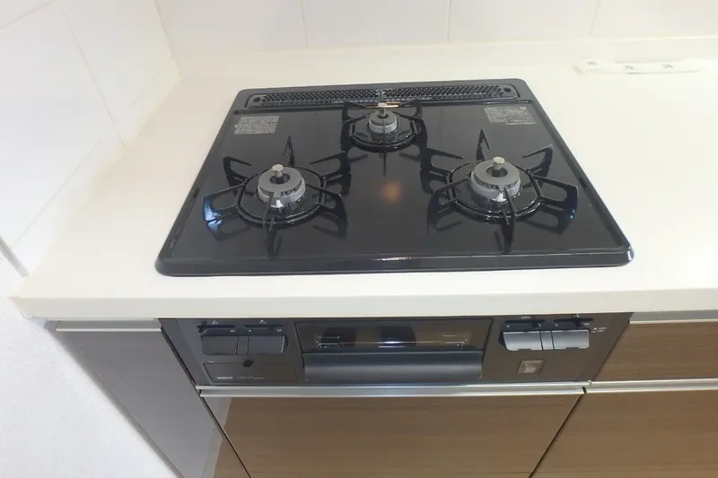Cross Residence Kamata - Interior - ["Kitchen Appliance", "Kitchen stove", "Major appliance"]