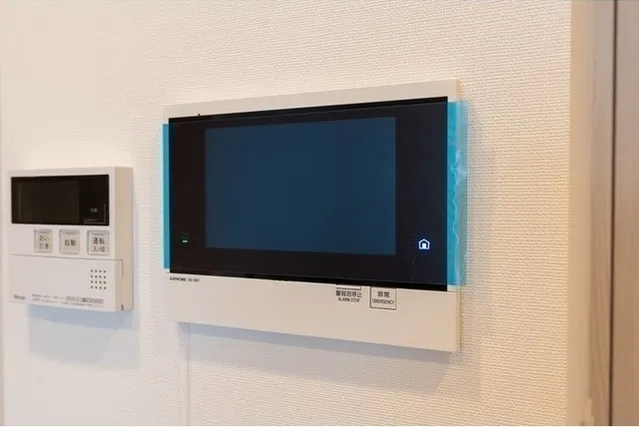 Comforia Takenotsuka East - Interior - ["Electronic device", "Display device", "Electronics"]