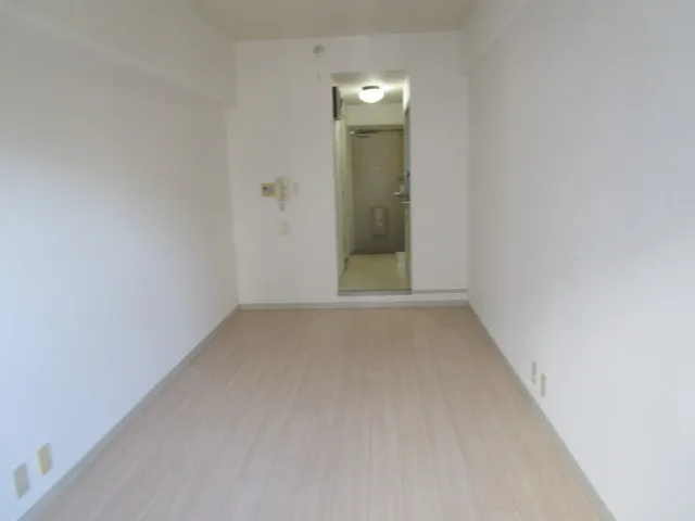 Louis Chatelet Ebisu - Interior - []