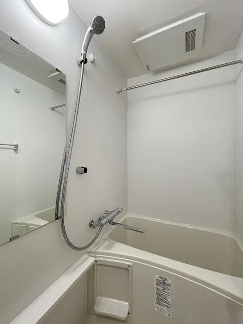 Orchid Residence Togoshi Park - Interior - ["Plumbing fixture", "Bathroom", "Flooring"]