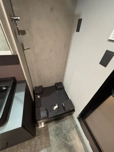 EXAM AKASAKA - Interior - ["Floor", "Silver", "Tile"]