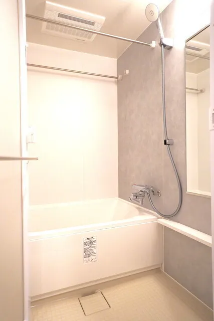 J.GRAN Court Shinagawa Nishioi WEST - Interior - ["Plumbing fixture", "Flooring", "Bathroom"]