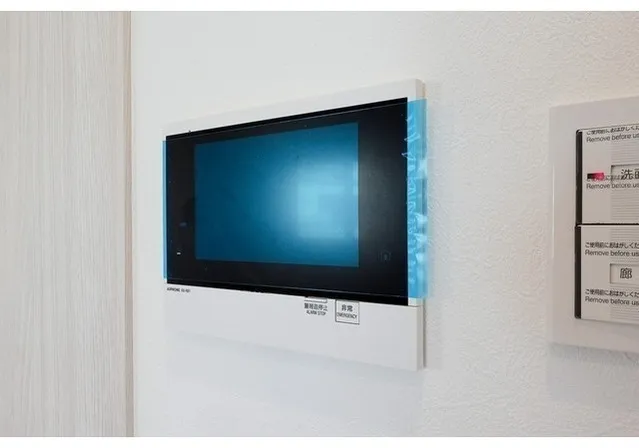 Comforia Liv Bunkyo Gokokuji - Interior - ["Electronic device", "Display device", "Technology"]