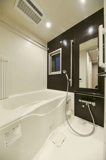 BCN Residence Hatchobori - Interior - ["Property", "Building", "Plumbing fixture"]