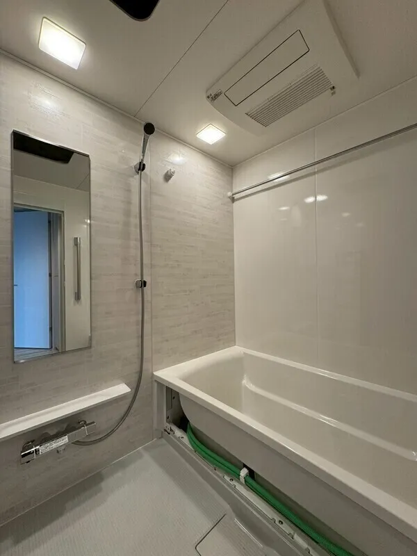 Lumiec Kinshicho - Interior - ["Flooring", "Plumbing fixture", "Bathroom"]