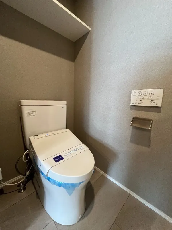 RESIDIA Bunkyo Yushima - Interior - ["Flooring", "Floor", "Plumbing fixture"]