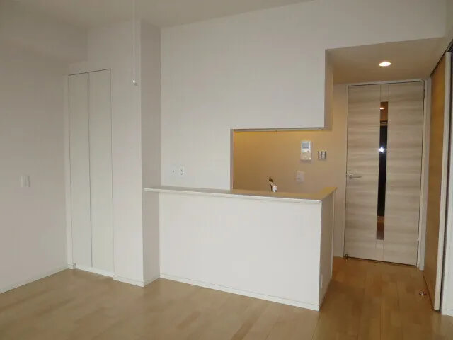 BLESS Kamiikebukuro - Interior - ["Flooring", "Floor", "Wall"]