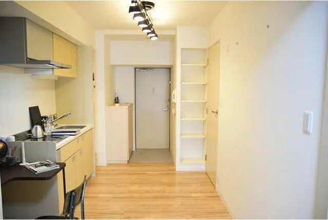 Verde Higashi Nihonbashi - Interior - ["Cabinetry", "Building", "Countertop"]