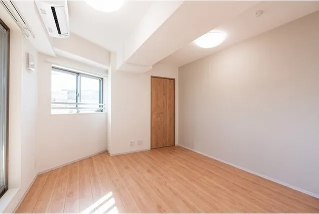 BPR Residence Nerima Fujimidai - Interior - ["Flooring", "Floor", "Ceiling"]