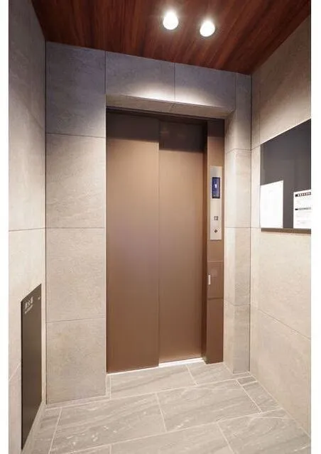 Comforia Oshima DEUX - Other - ["Building", "Wood", "Door"]
