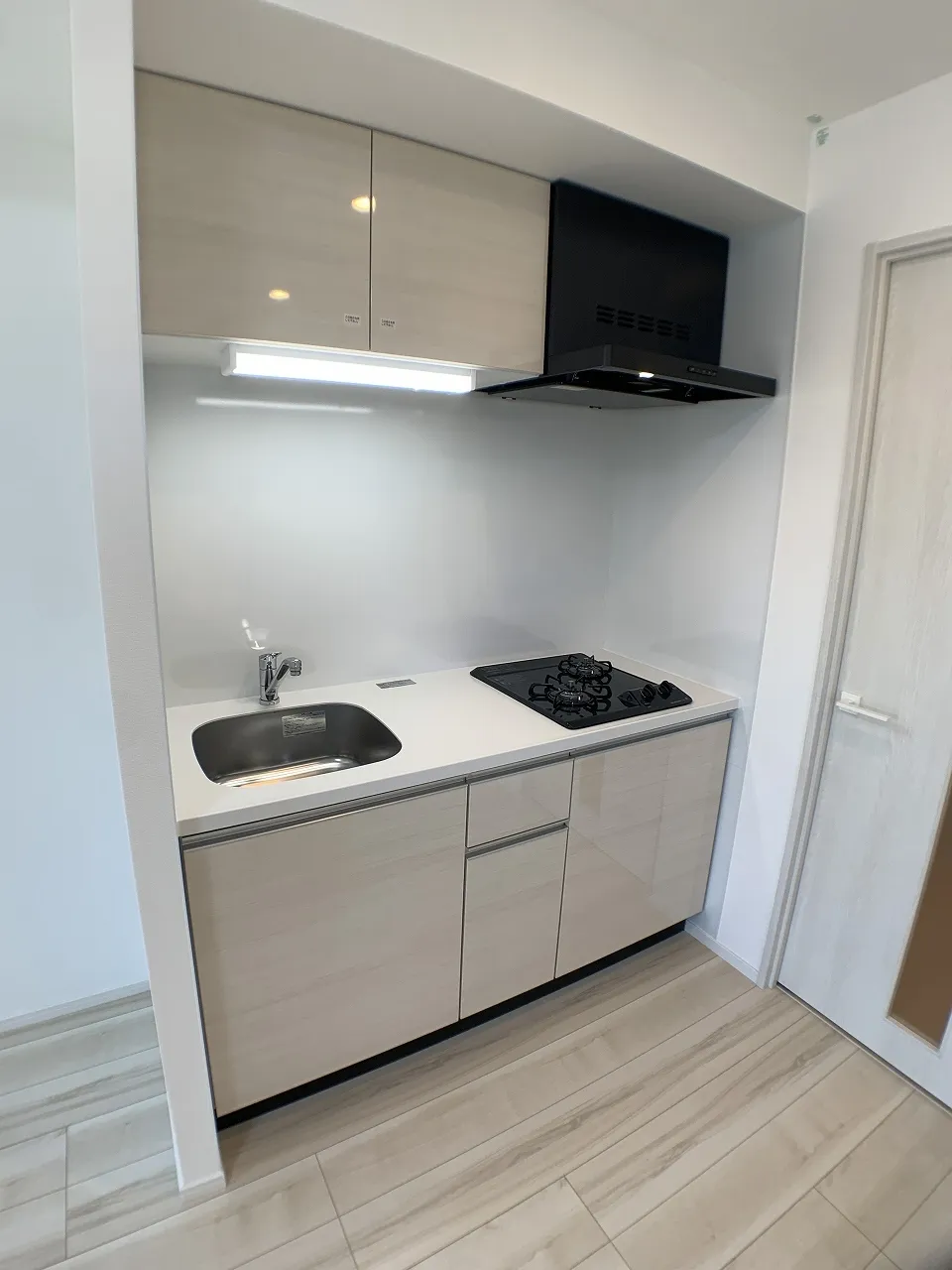 Gran Casa Ryogoku Verde - Interior - ["Cabinetry", "Kitchen", "Kitchen appliance"]