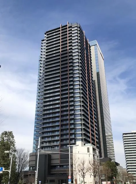 City Tower Shinjuku - Exterior - ["Building", "Sky", "Skyscraper"]