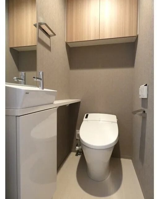 M Residence Nakano Sakaue - Interior - ["Toilet seat", "Plumbing fixture", "Toilet"]
