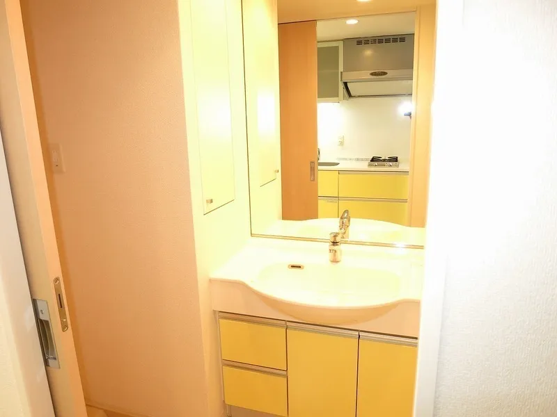 Residence Ryogoku Ekimae - Interior - ["Flooring", "Floor", "Interior design"]