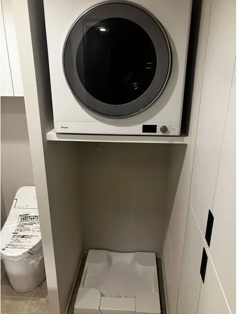 Brands Shibaura - Interior - ["Washing machine", "Major appliance", "Clothes dryer"]