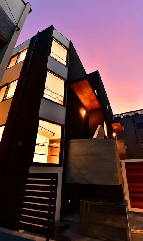 PREAS SHIBUYAHONMACHI - Exterior - ["Architecture", "Apartment", "Composite material"]