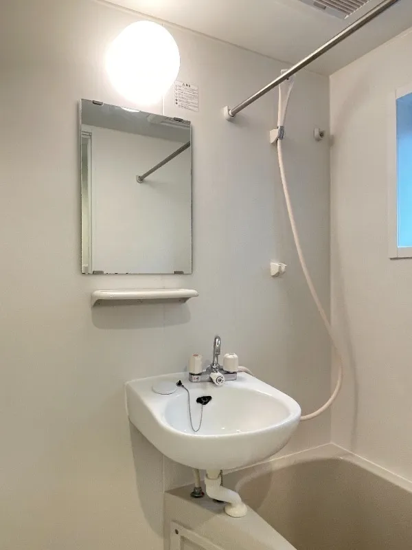 Barmy Place Oji II - Interior - ["Plumbing fixture", "Bathroom", "Plumbing"]