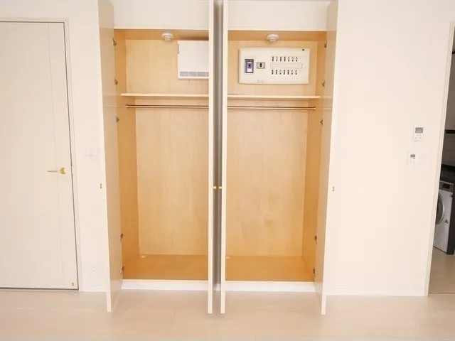 Prime Square City - Interior - ["Wood", "Property", "Floor"]