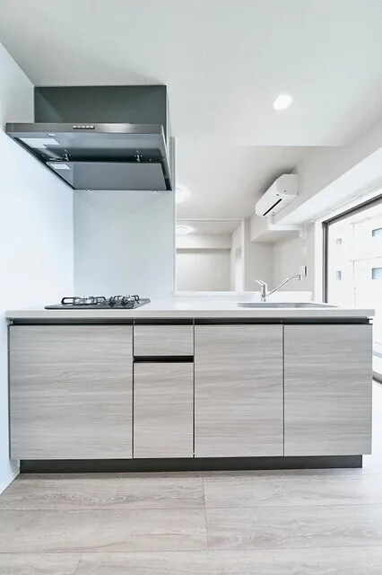 Prime Bliss Shinagawa Nakanobu - Interior - ["Kitchen", "Countertop", "Kitchen Appliance"]