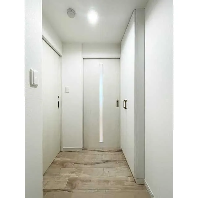 Well Square Ism Kamikitazawa - Interior - ["Door", "Fixture", "Building"]