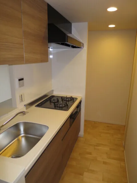 BLESS Kamiikebukuro - Interior - ["Flooring", "Floor", "Wood flooring"]