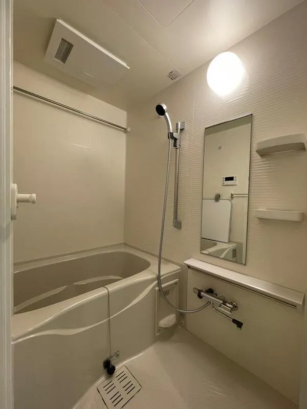Milia Residence Nagahara - Interior - ["Flooring", "Plumbing fixture", "Floor"]