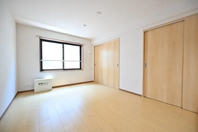 CENTRAL GARDEN RESIDENCE TOKYO - Interior - ["Flooring", "Wood", "Floor"]
