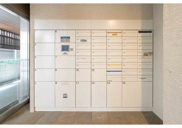 LUMIEC BUNKYO SENGOKU - Exterior - ["Composite material", "Tile Flooring"]