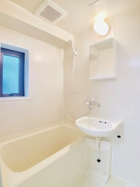 House Cherry Chitosedai - Interior - ["Bathroom", "Property", "Room"]