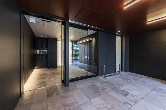 Due Ikebukuro - Exterior - ["Ceiling", "Flooring", "Floor"]