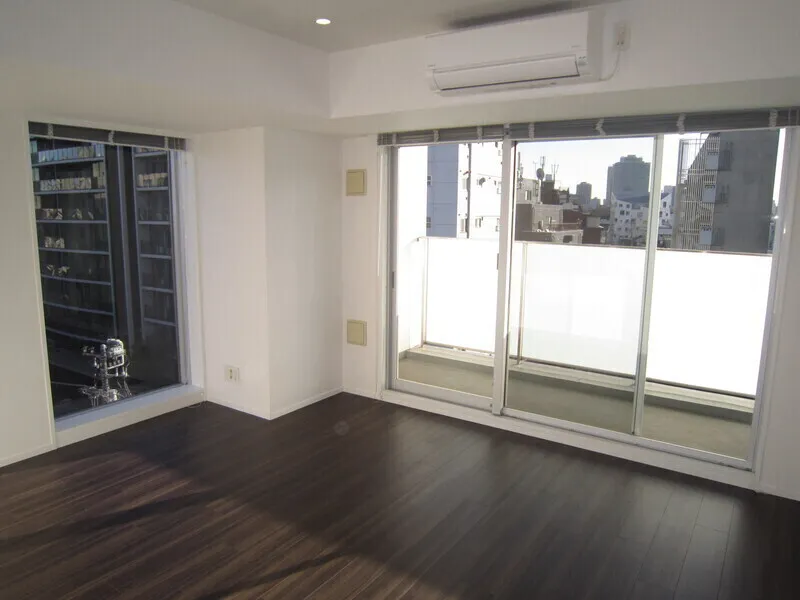 Court Hills Hiroo Minami - Interior - ["Flooring", "Floor", "Apartment"]