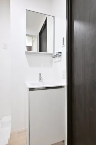 Ruygo Oshiage - Interior - ["Flooring", "Floor", "Interior design"]