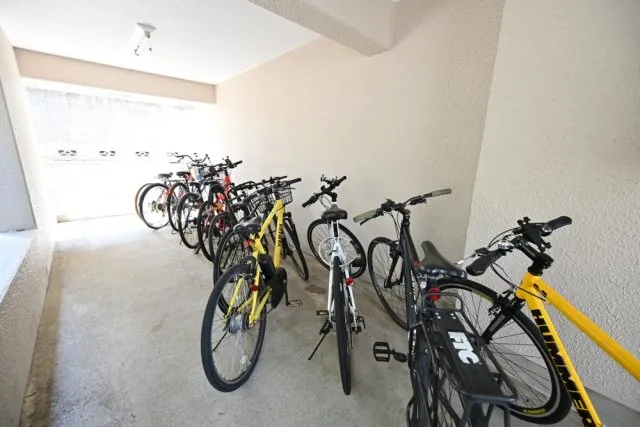 Sky Court Setagaya Wakabayashi - Exterior - ["Bicycle frame", "Bicycle", "Bicycle tire"]