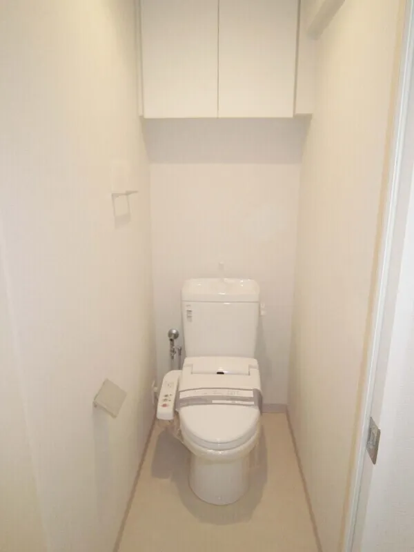 Grace Court Meguro - Interior - ["Flooring", "Floor", "Plumbing fixture"]
