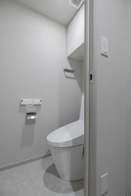 Grand Park Sendagaya Residence - Interior - ["Toilet seat", "Toilet", "Plumbing fixture"]
