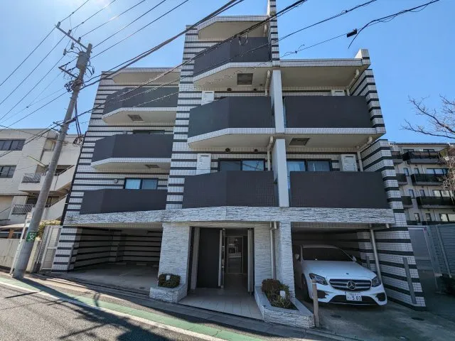 Premium Cube Mishuku - Exterior - ["Sky", "Building", "Property"]