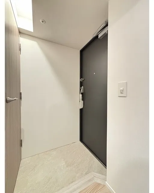 Clarity Ueno Inaricho - Interior - ["Wall", "Flooring", "Wood"]