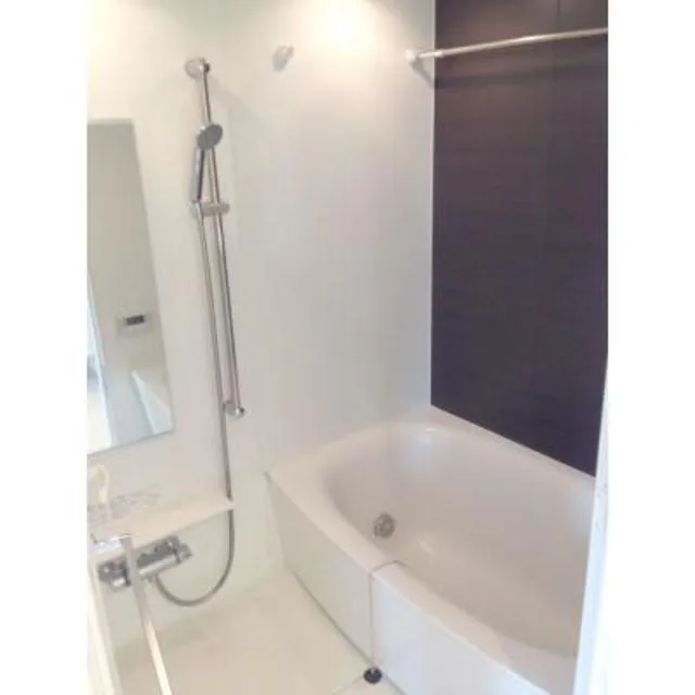 Park Cube Meguro Tower - Interior - ["Plumbing fixture", "Building", "Bathtub"]