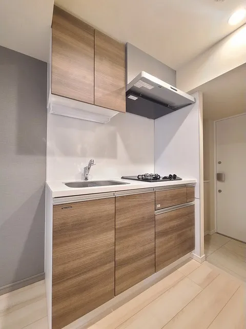Comforia Higashioi I - Interior - ["Cabinetry", "Countertop", "Furniture"]