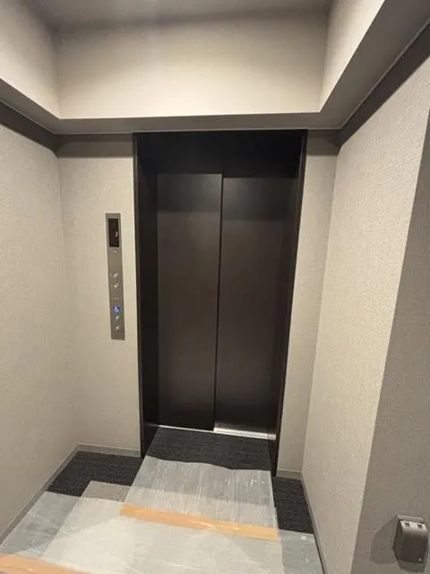 RJR Precia Omorikita - Other - ["Building", "Fixture", "Door"]